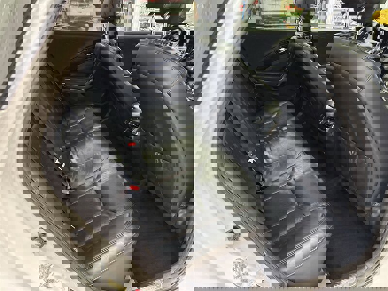 Used 2013 Hyundai Azera GLS w/ Technology Pkg image 16