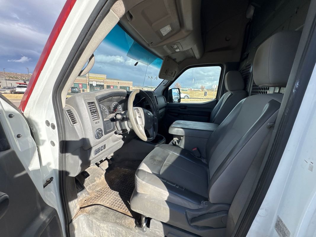 Used 2017 Nissan NV 2500 SV image 9