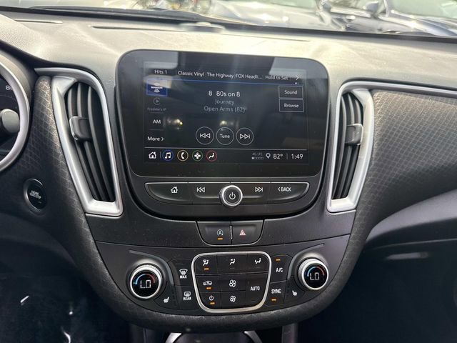 Used 2025 Chevrolet Malibu LT image 24