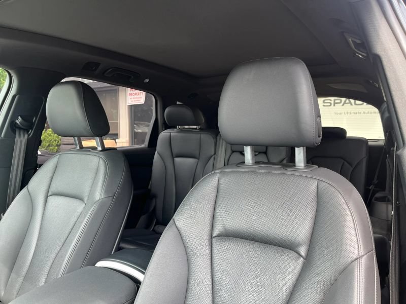Used 2023 Audi Q7 3.0T Prestige w/ Prestige Package AWD/4WD image 12