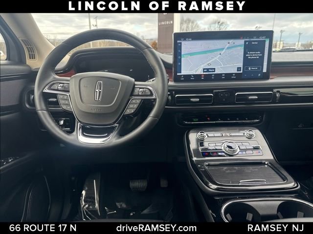 Used 2023 Lincoln Nautilus Reserve image 24