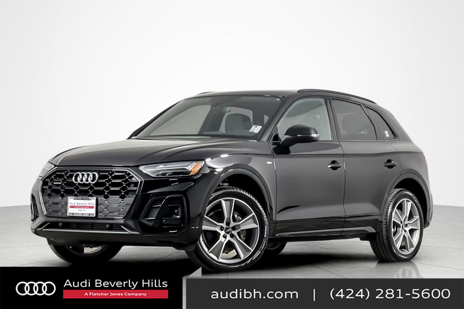 Used 2025 Audi Q5 2.0T Premium w/ Convenience Plus Package