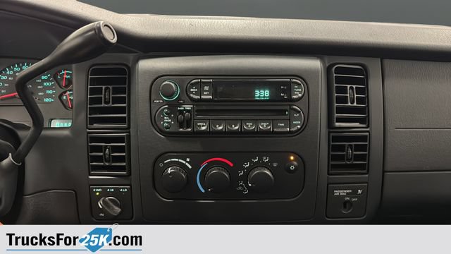 Used 2004 Dodge Dakota Sport w/ PWR Convenience Group AWD/4WD image 13