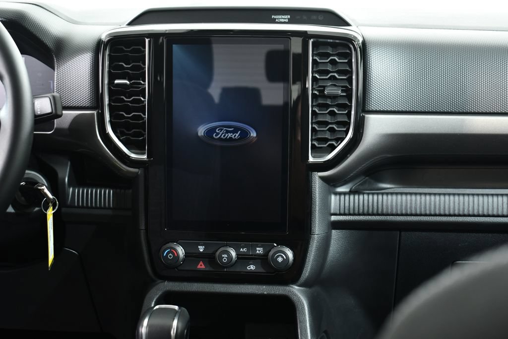 Used 2025 Ford Ranger XLT w/ FX4 Off-Road Package AWD/4WD image 9