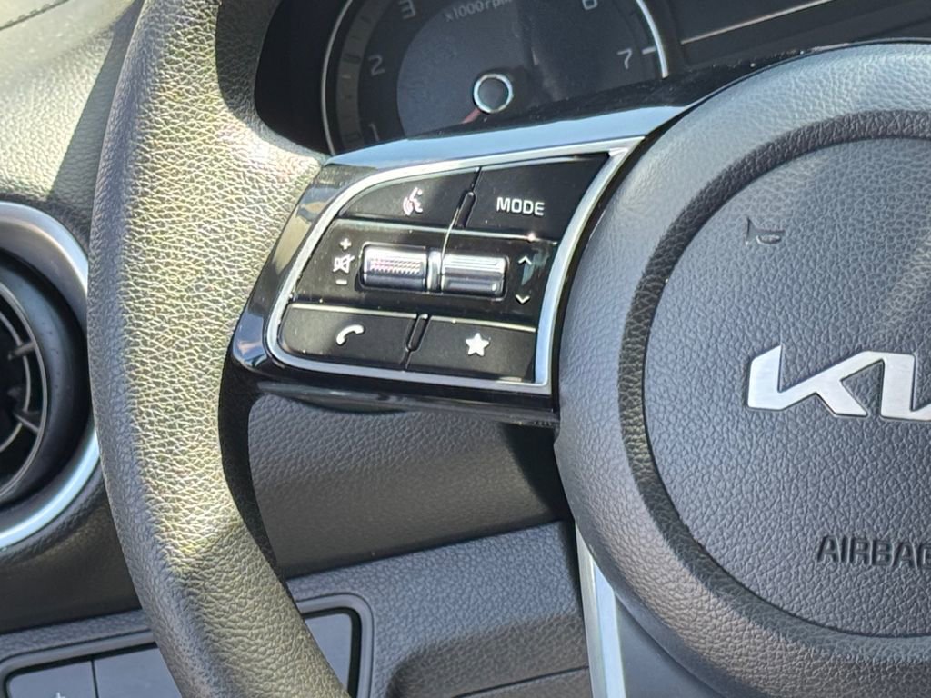 Used 2024 Kia Forte LXS image 21