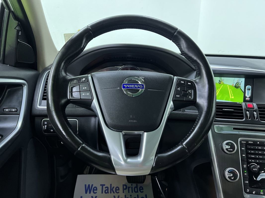 Used 2016 Volvo XC60 T6 Platinum w/ Climate Package FWD image 19