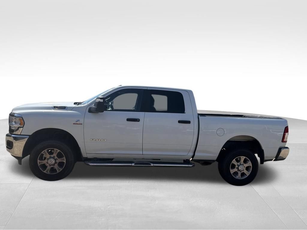 Used 2024 RAM 2500 Big Horn AWD/4WD image 2