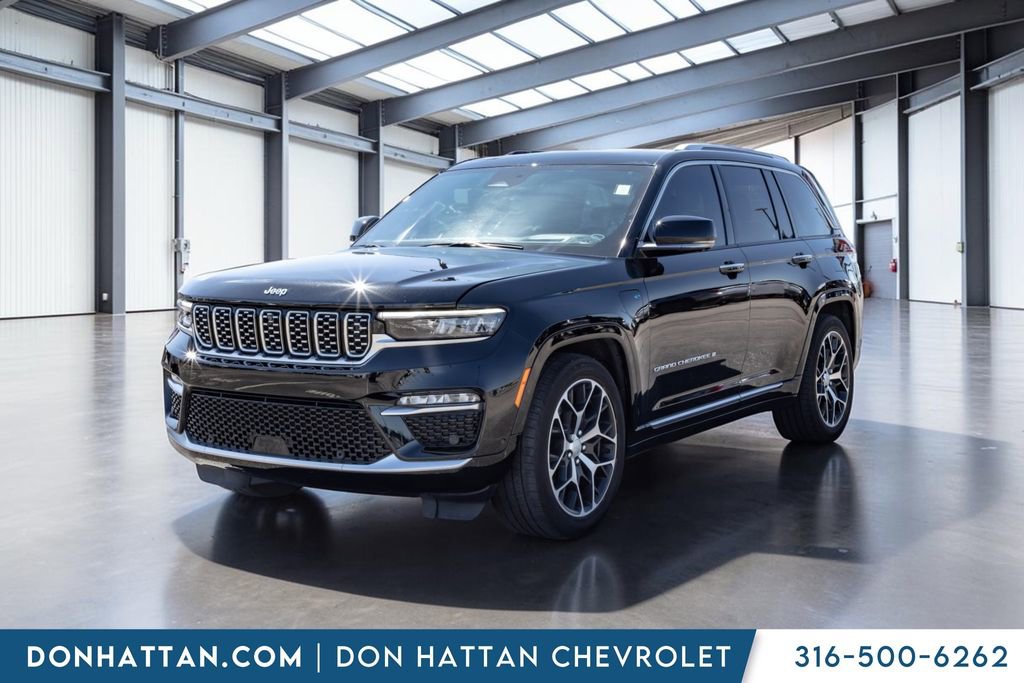 Used 2022 Jeep Grand Cherokee Summit AWD/4WD image 25