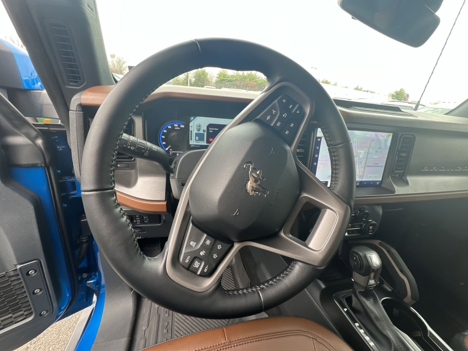 New 2024 Ford Bronco Outer Banks w/ Sasquatch Package image 16