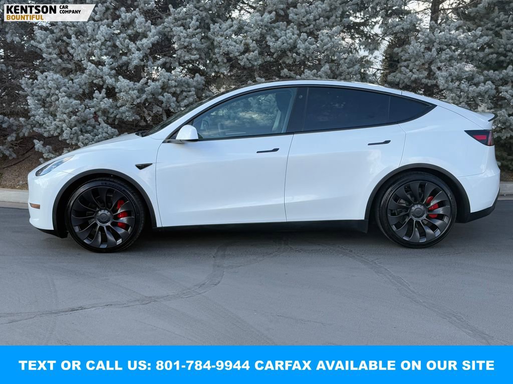 Used 2022 Tesla Model Y Performance image 3