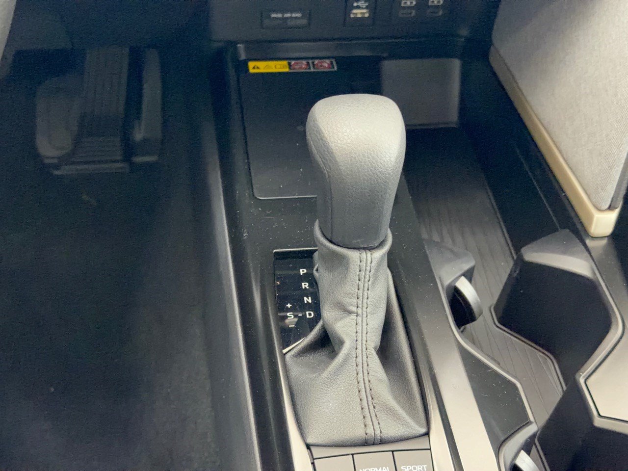 Certified 2026 Toyota Camry LE FWD image 21
