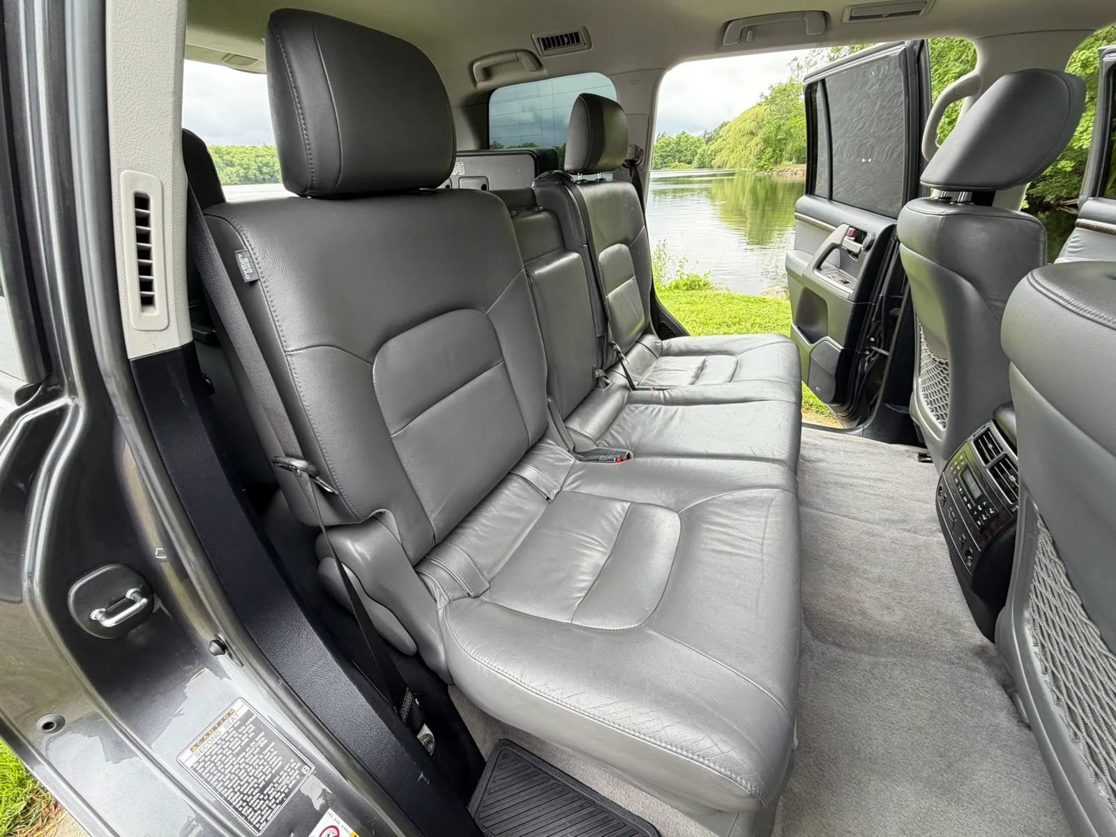 Used 2011 Toyota Land Cruiser w/ Upgrade Pkg AWD/4WD image 64