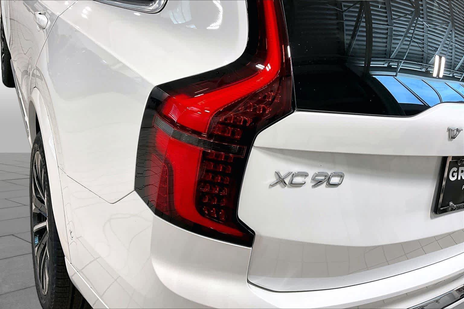 New 2026 Volvo XC90 B6 Ultra w/ Protection Package AWD/4WD image 5