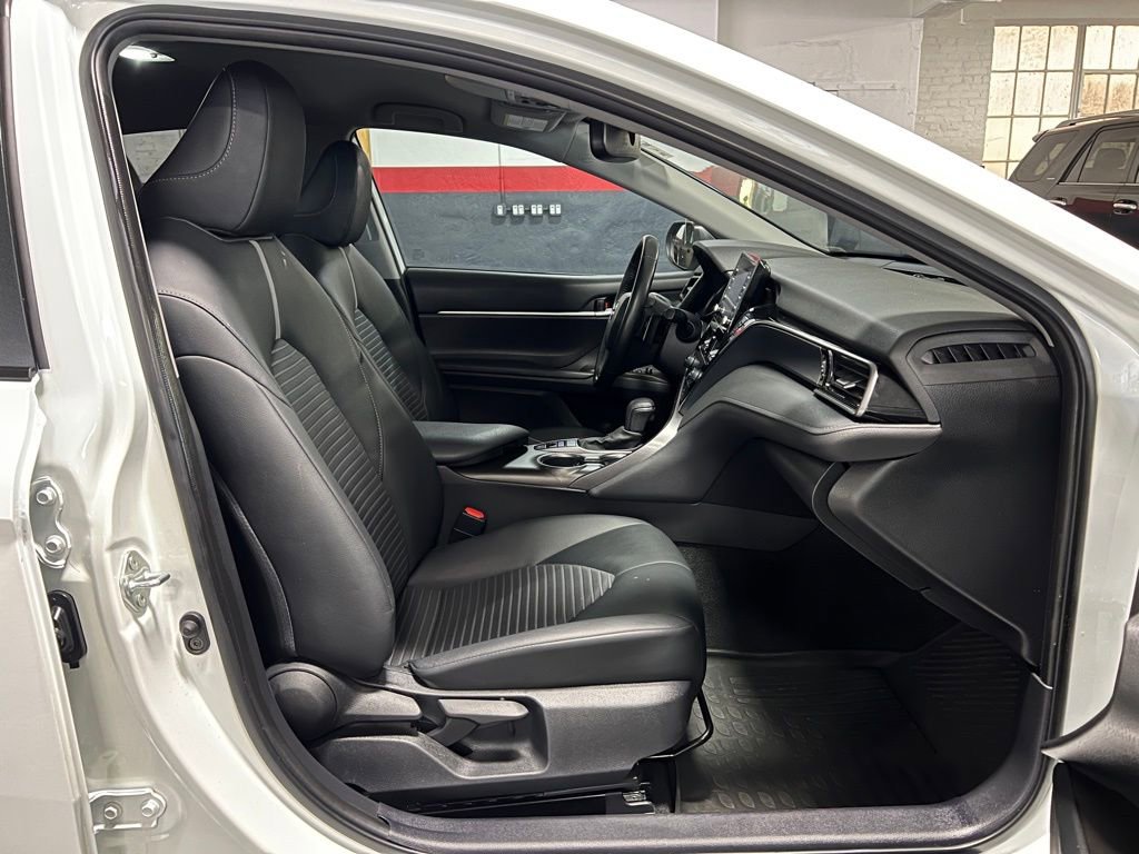 Certified 2023 Toyota Camry SE w/ Convenience Package FWD image 19