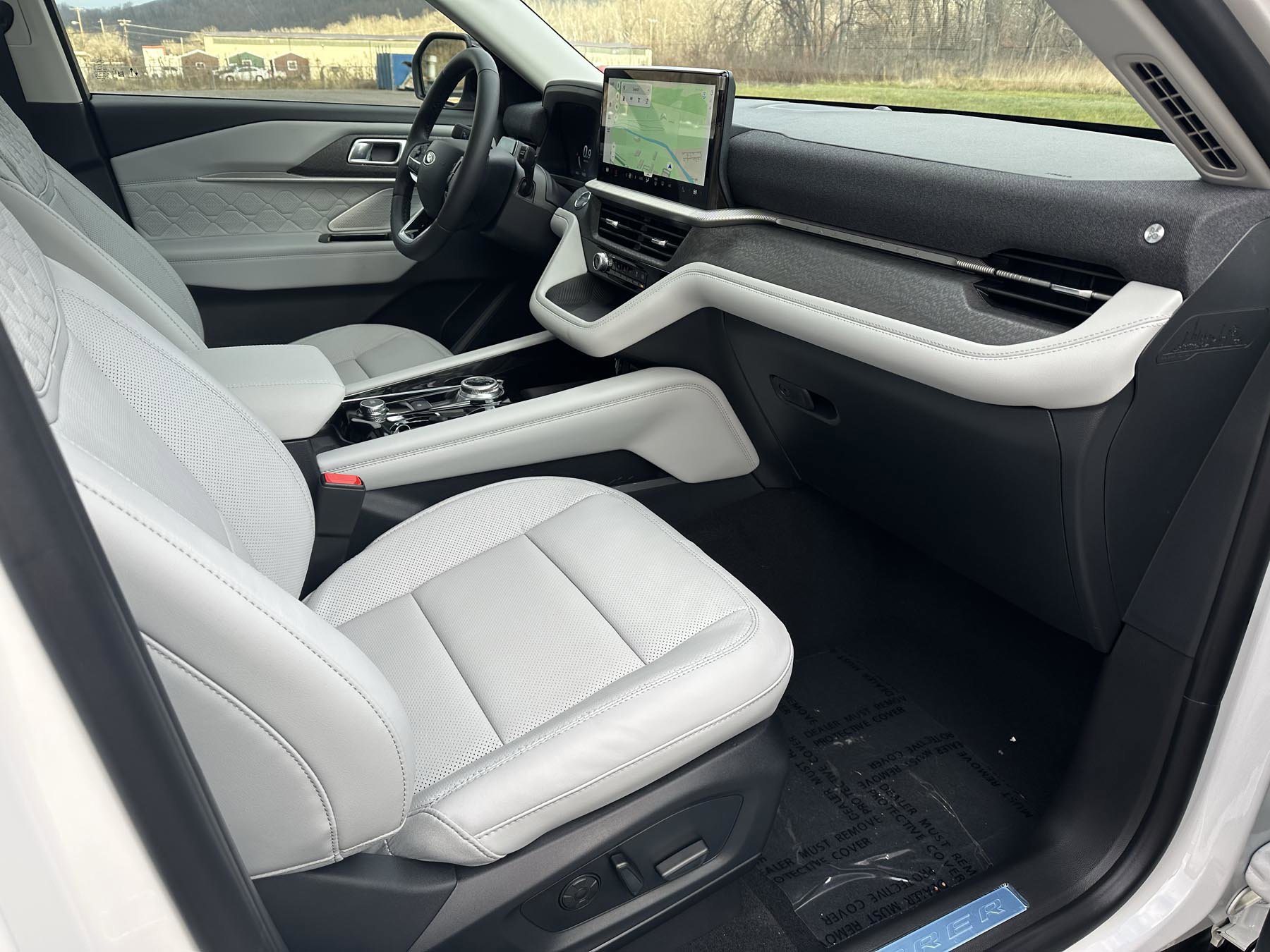 New 2026 Ford Explorer Platinum w/ LUX Leather Package image 48