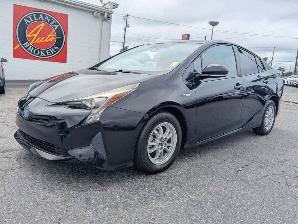 Used 2017 Toyota Prius Three w/ Advanced Technology Package FWD image 9