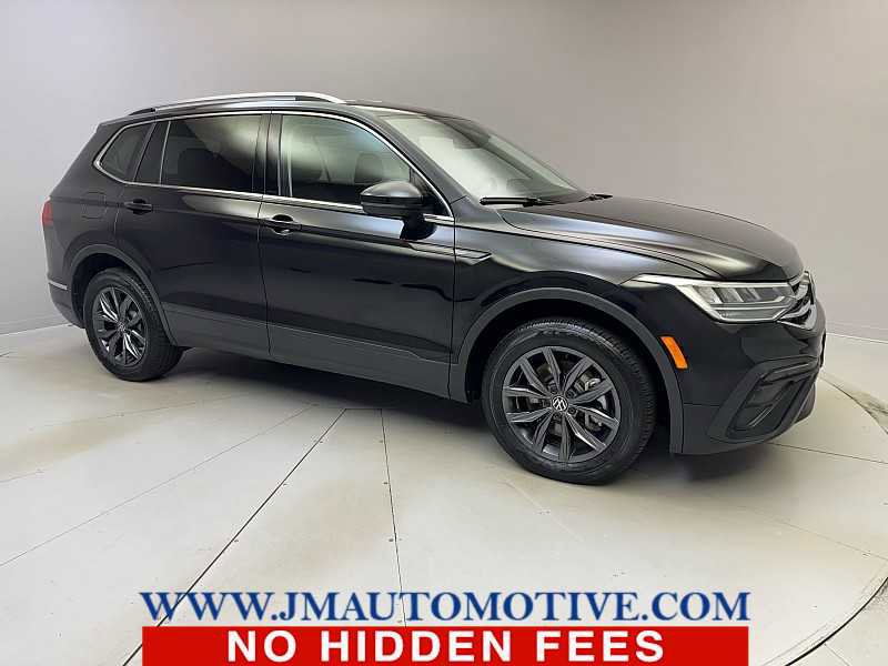 Used 2024 Volkswagen Tiguan SE image 7