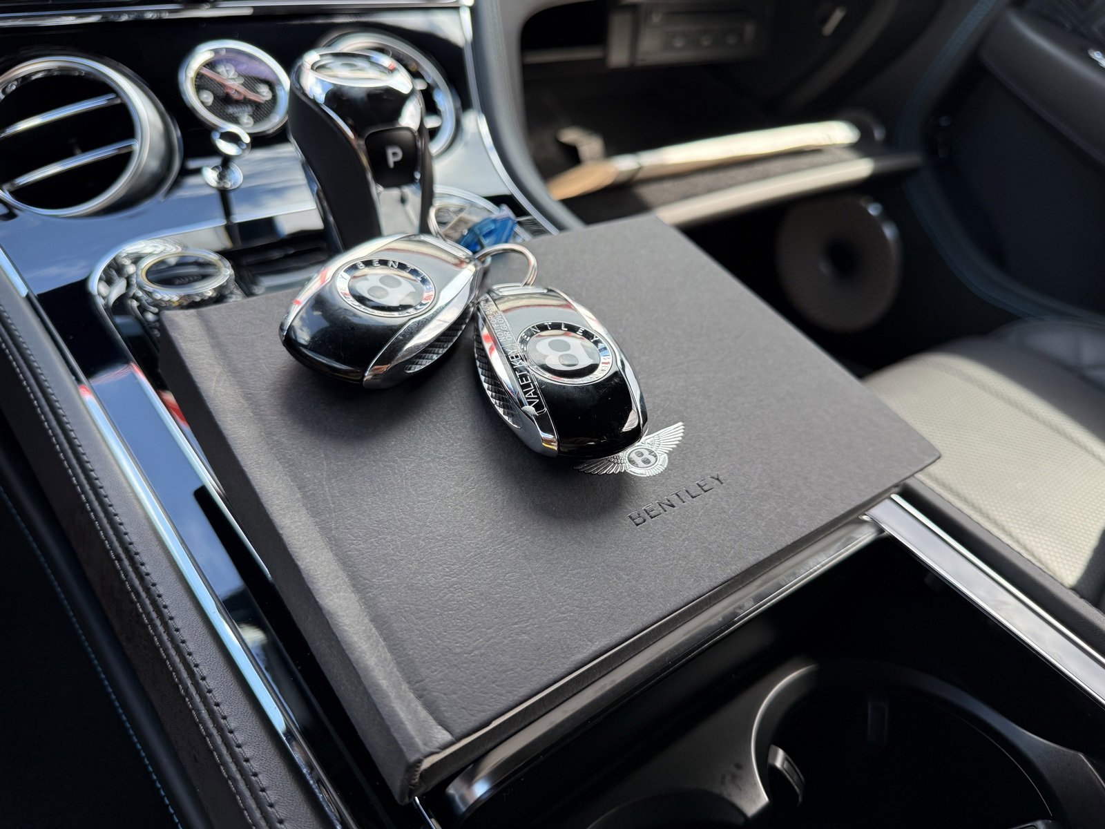 Used 2021 Bentley Continental GT image 28