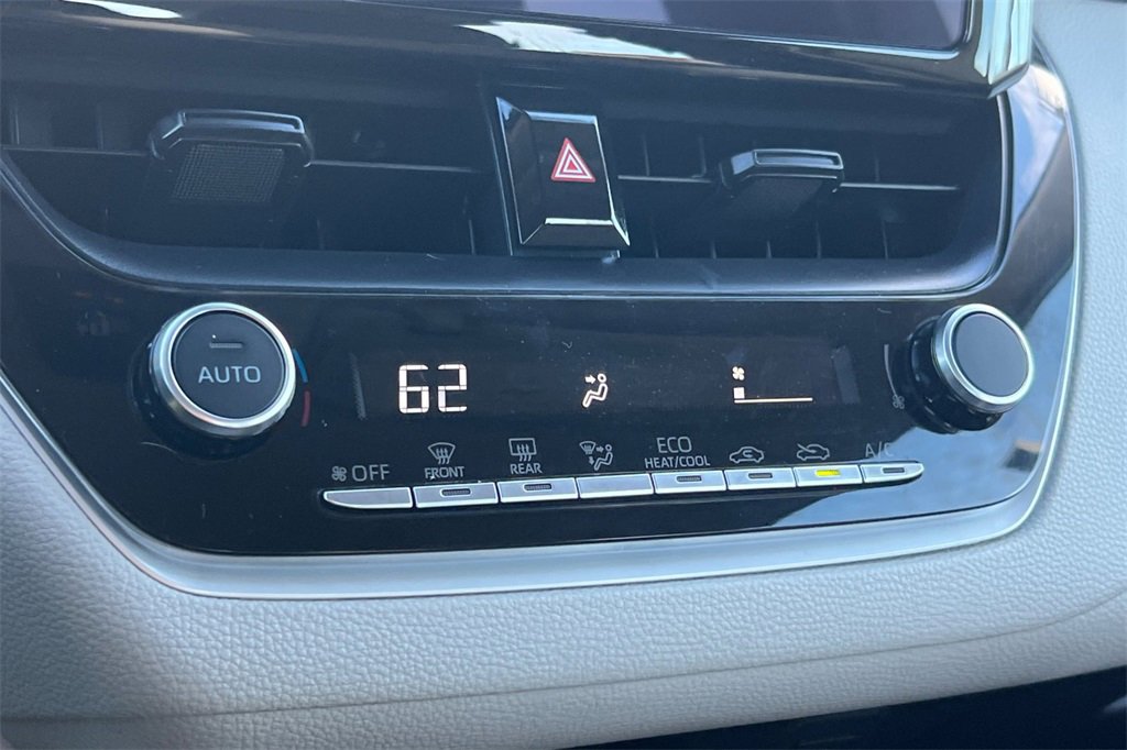Certified 2025 Toyota Corolla LE image 18