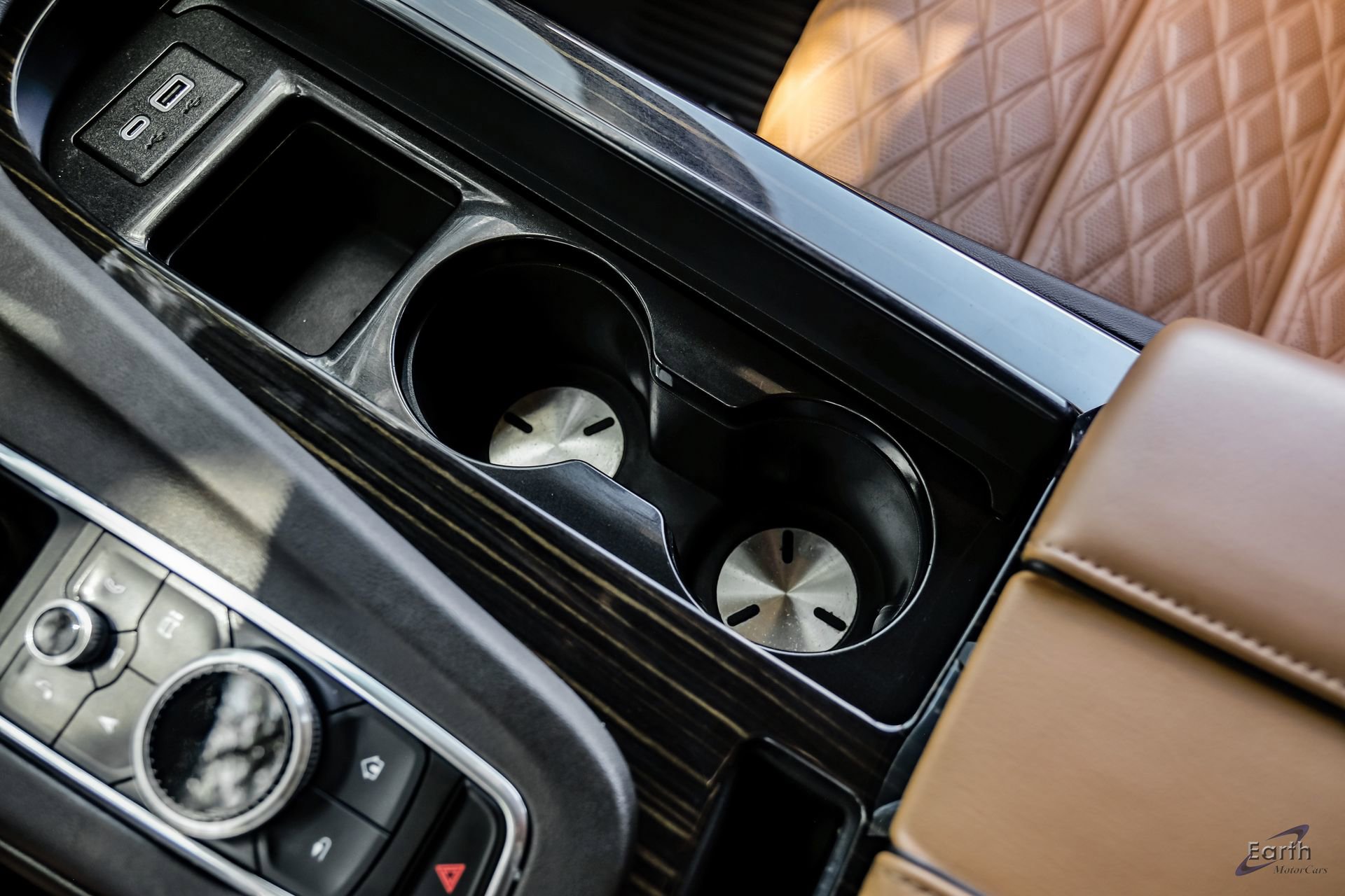 Used 2024 Cadillac Escalade Sport w/ LPO, ONYX Package RWD image 59
