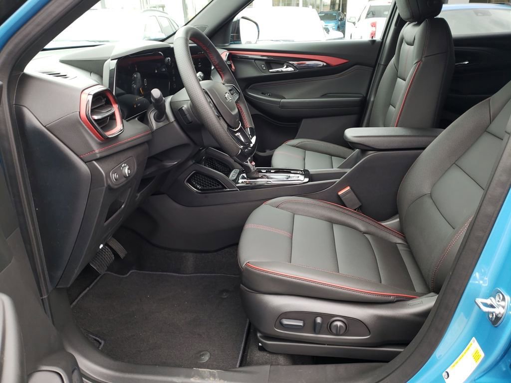 New 2026 Chevrolet TrailBlazer RS w/ Driver Confidence Package image 9