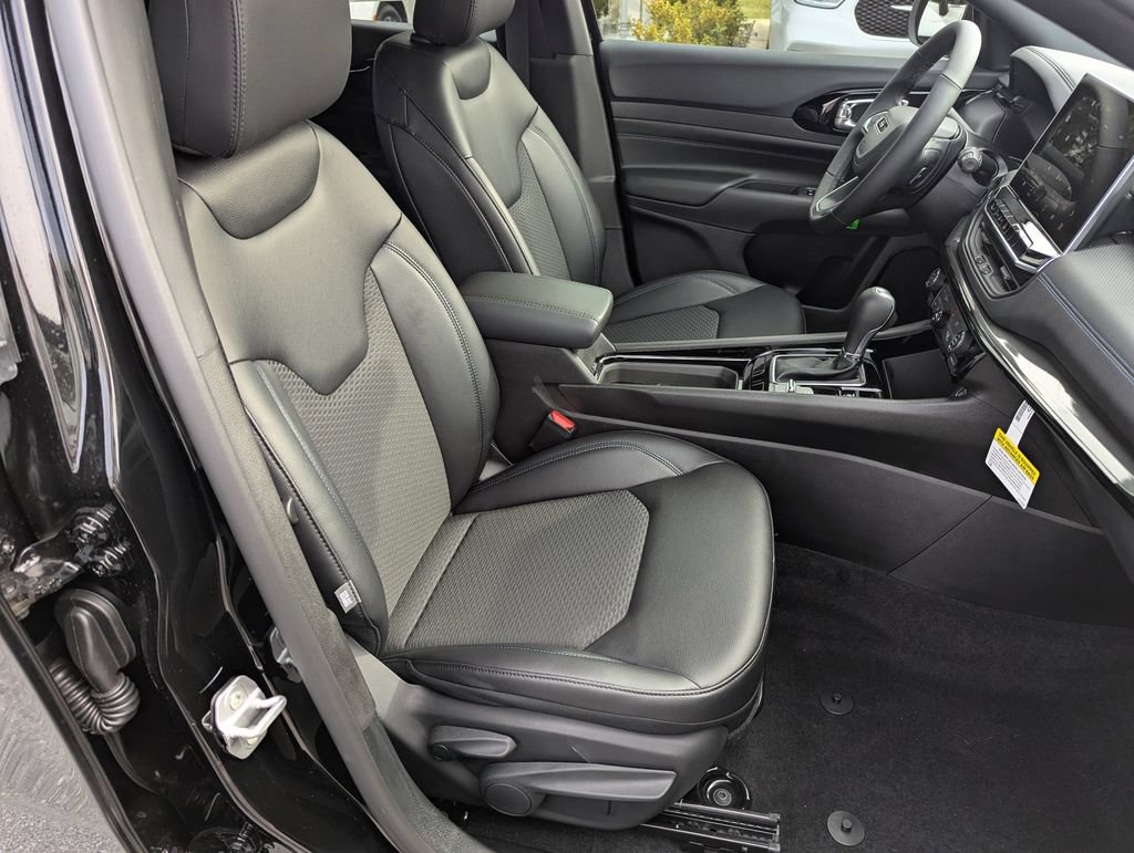 New 2026 Jeep Compass Latitude AWD/4WD image 34