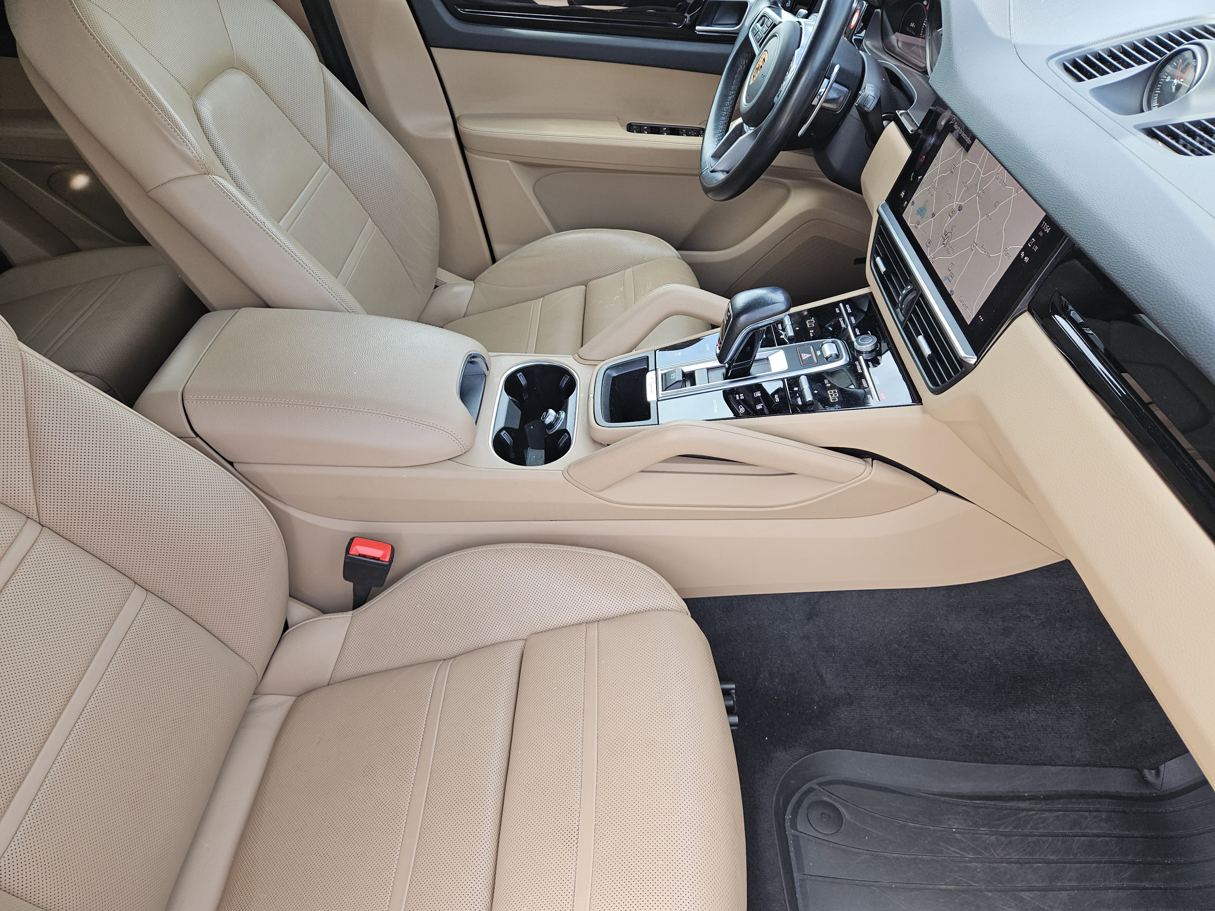 Certified 2022 Porsche Cayenne AWD/4WD image 15