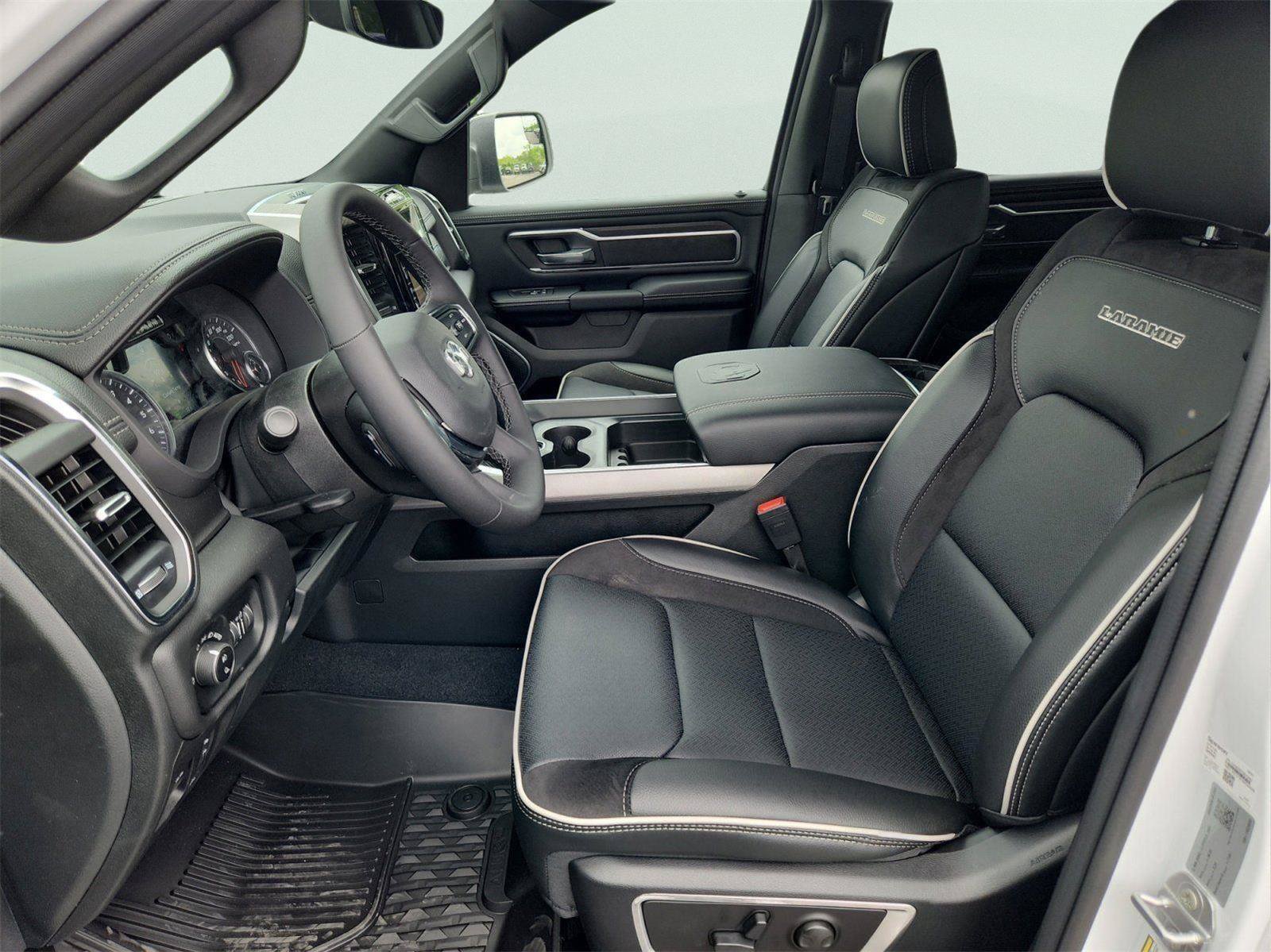 New 2026 RAM 1500 Laramie w/ Night Edition AWD/4WD image 10