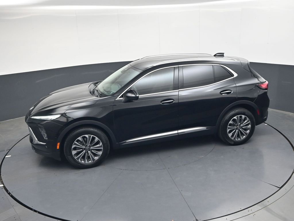 Used 2025 Buick Envision Preferred AWD/4WD image 31