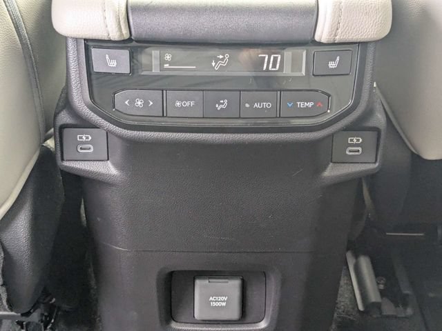 Used 2026 Toyota Grand Highlander AWD Hybrid image 12
