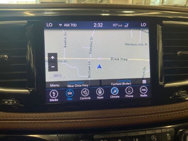 Used 2019 Chrysler Pacifica Limited w/ Tire & Wheel Group FWD image 22
