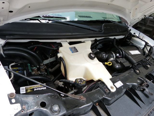 Used 2008 Chevrolet Express 3500 w/ School Bus Package image 11