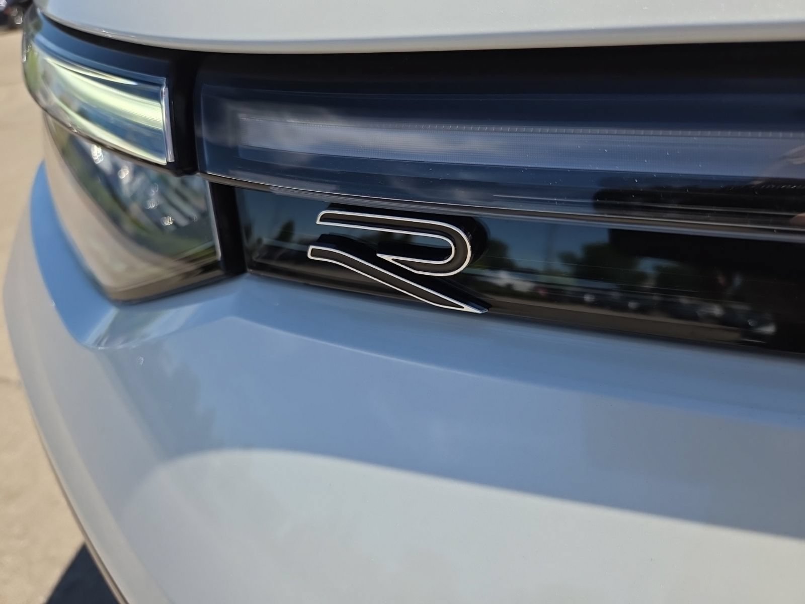 New 2026 Volkswagen Tiguan SEL R-Line AWD/4WD image 6