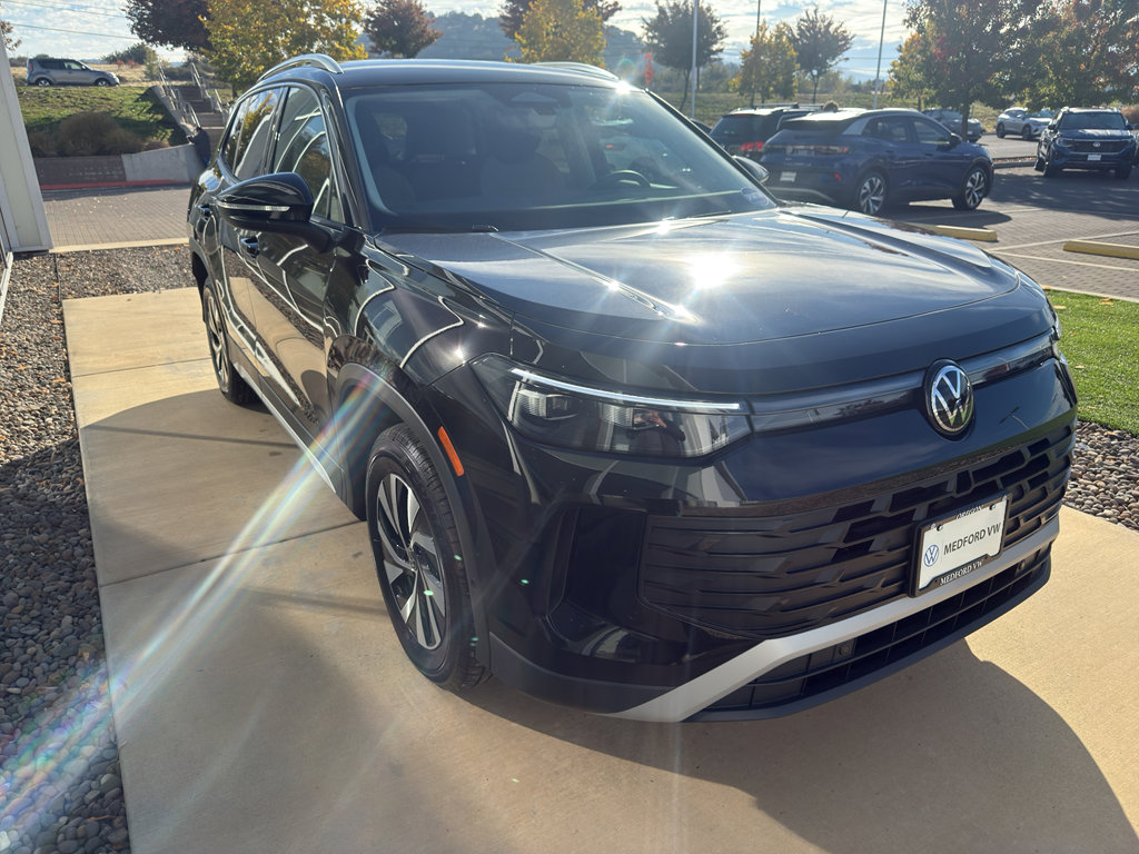 New 2025 Volkswagen Tiguan S image 3