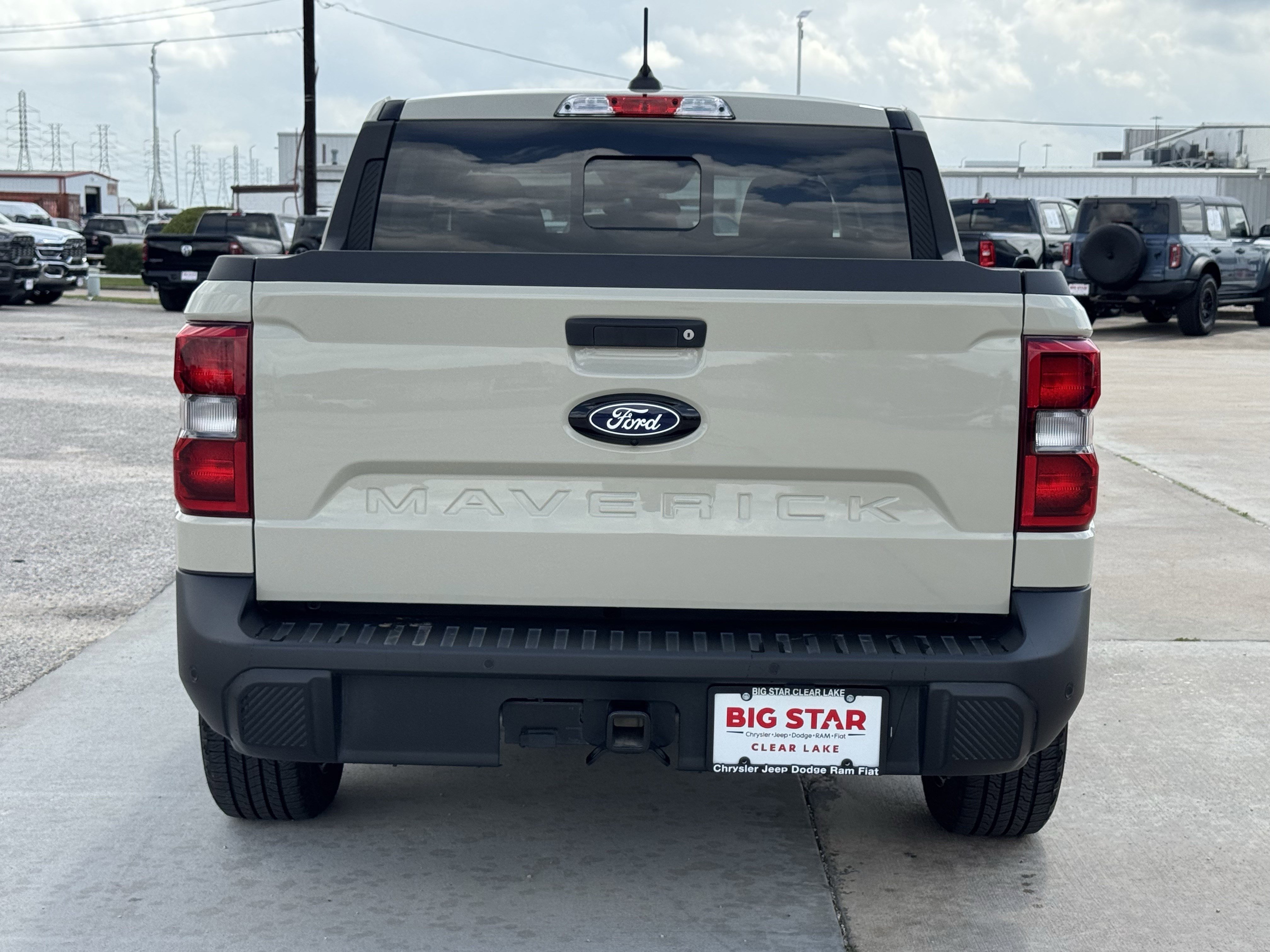 Used 2025 Ford Maverick Lariat AWD/4WD image 9