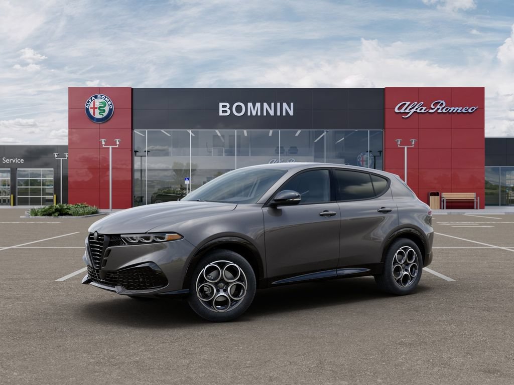 New 2026 Alfa Romeo Tonale AWD/4WD image 2