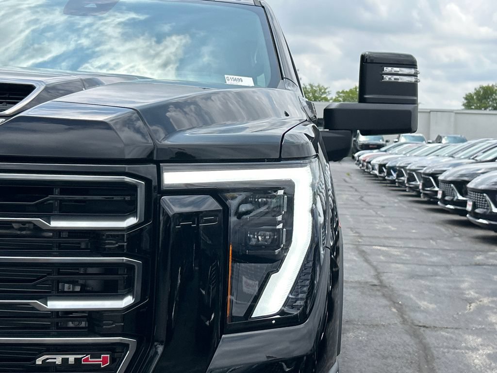 New 2026 GMC Sierra 2500 AT4 w/ AT4 Premium Plus Package AWD/4WD image 12