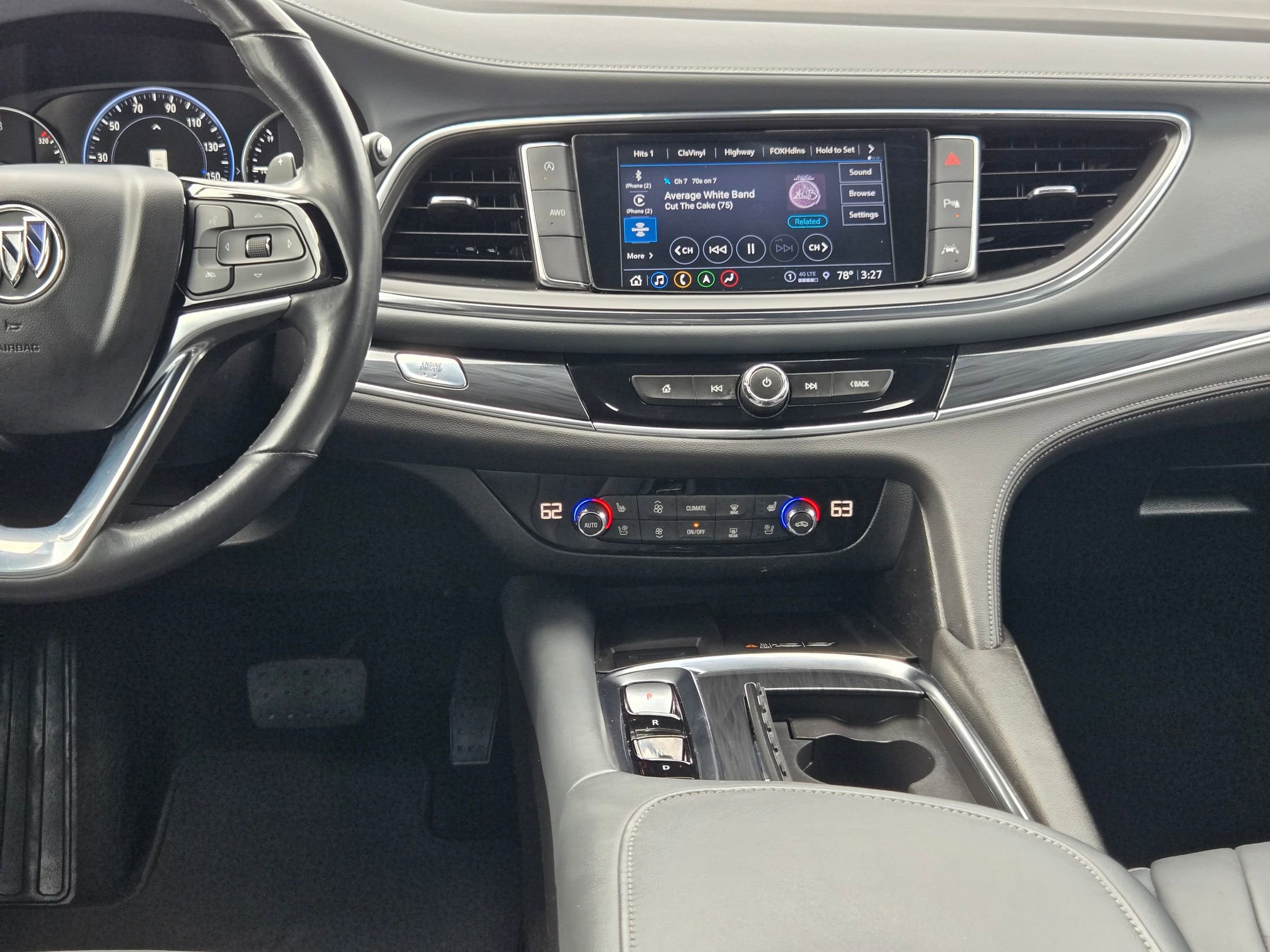 Used 2024 Buick Enclave Premium image 16