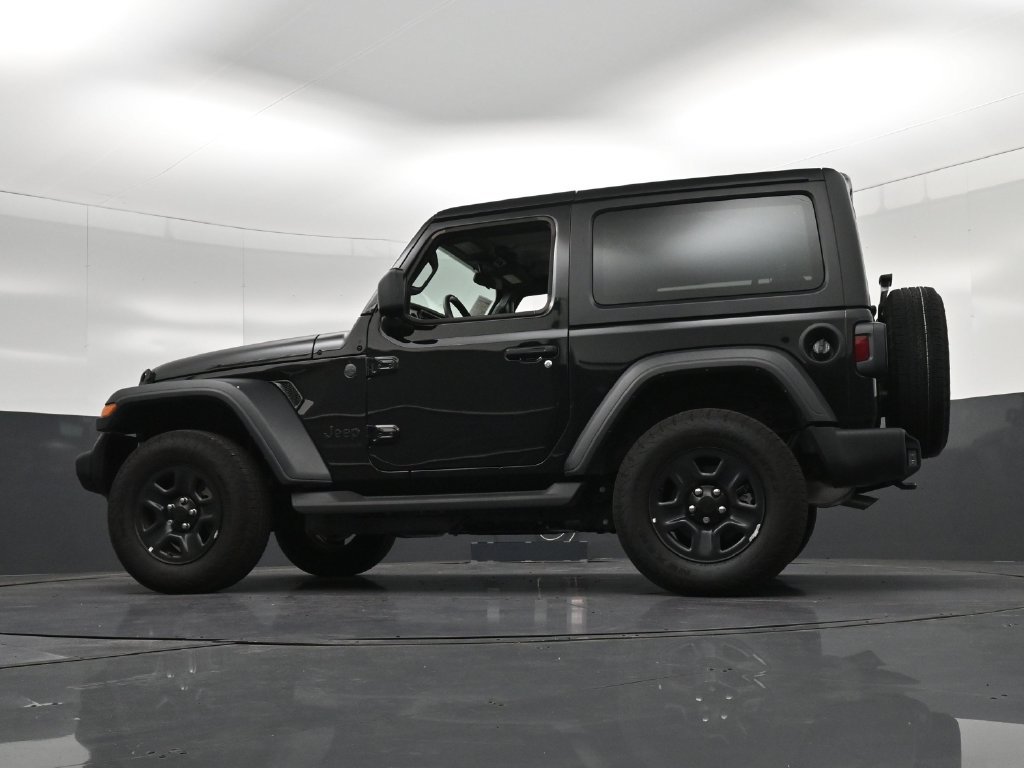 Used 2026 Jeep Wrangler Sport AWD/4WD image 30