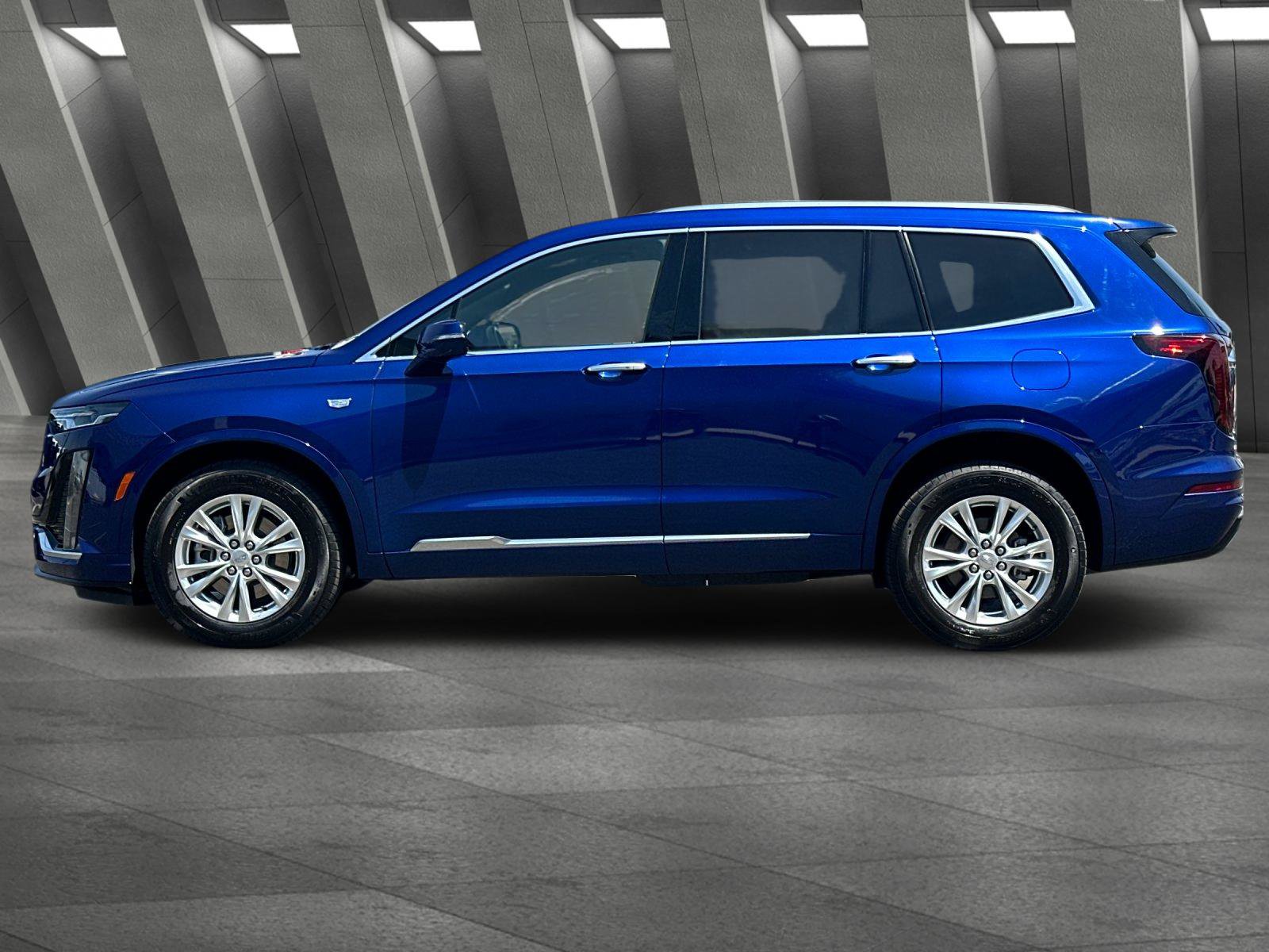 Certified 2023 Cadillac XT6 Luxury AWD/4WD image 7