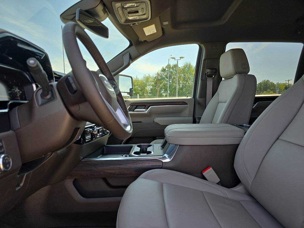 New 2026 GMC Sierra 2500 SLT w/ SLT Premium Package image 26