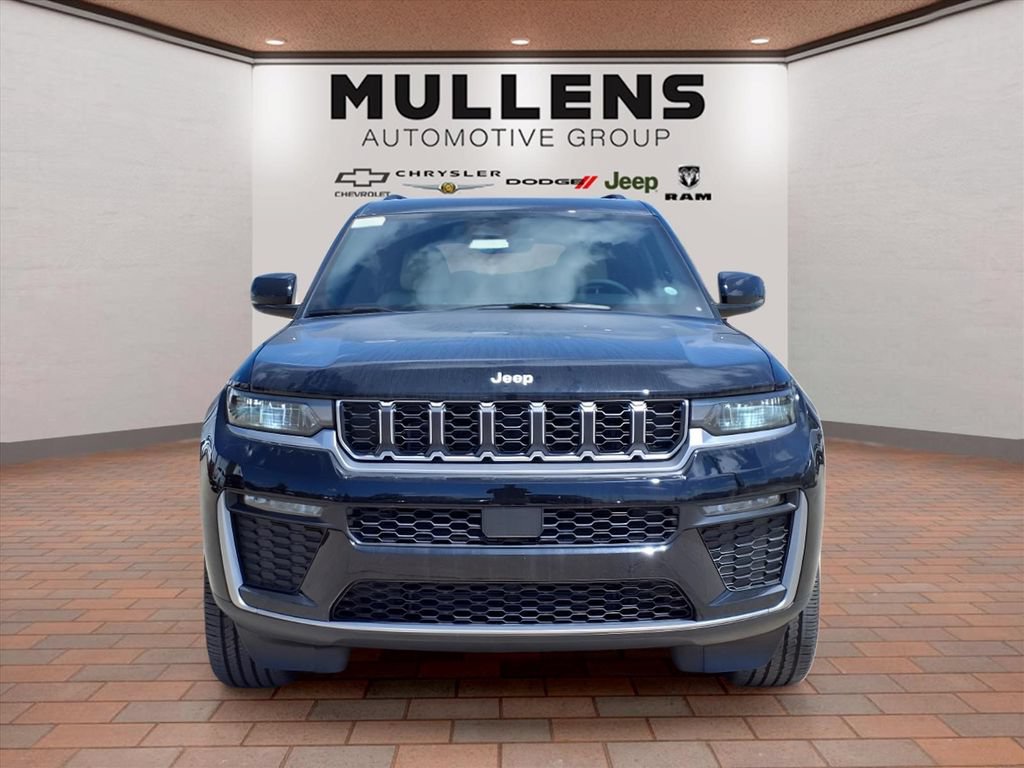 New 2026 Jeep Grand Cherokee L Limited w/ Trailer Tow Package AWD/4WD image 2