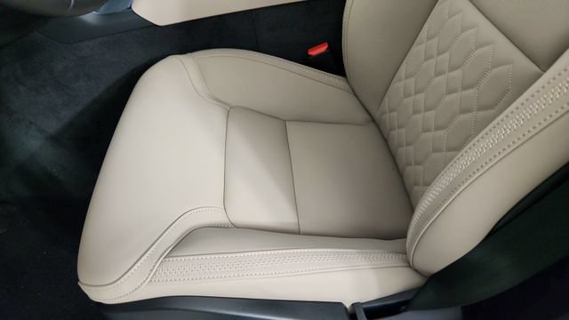 New 2026 Volvo XC90 T8 Plus w/ Protection Package Premier AWD/4WD image 13