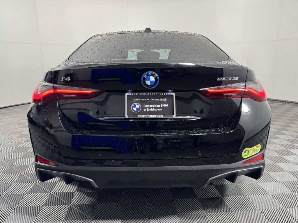 Used 2024 BMW i4 eDrive35 w/ Premium Package RWD image 9