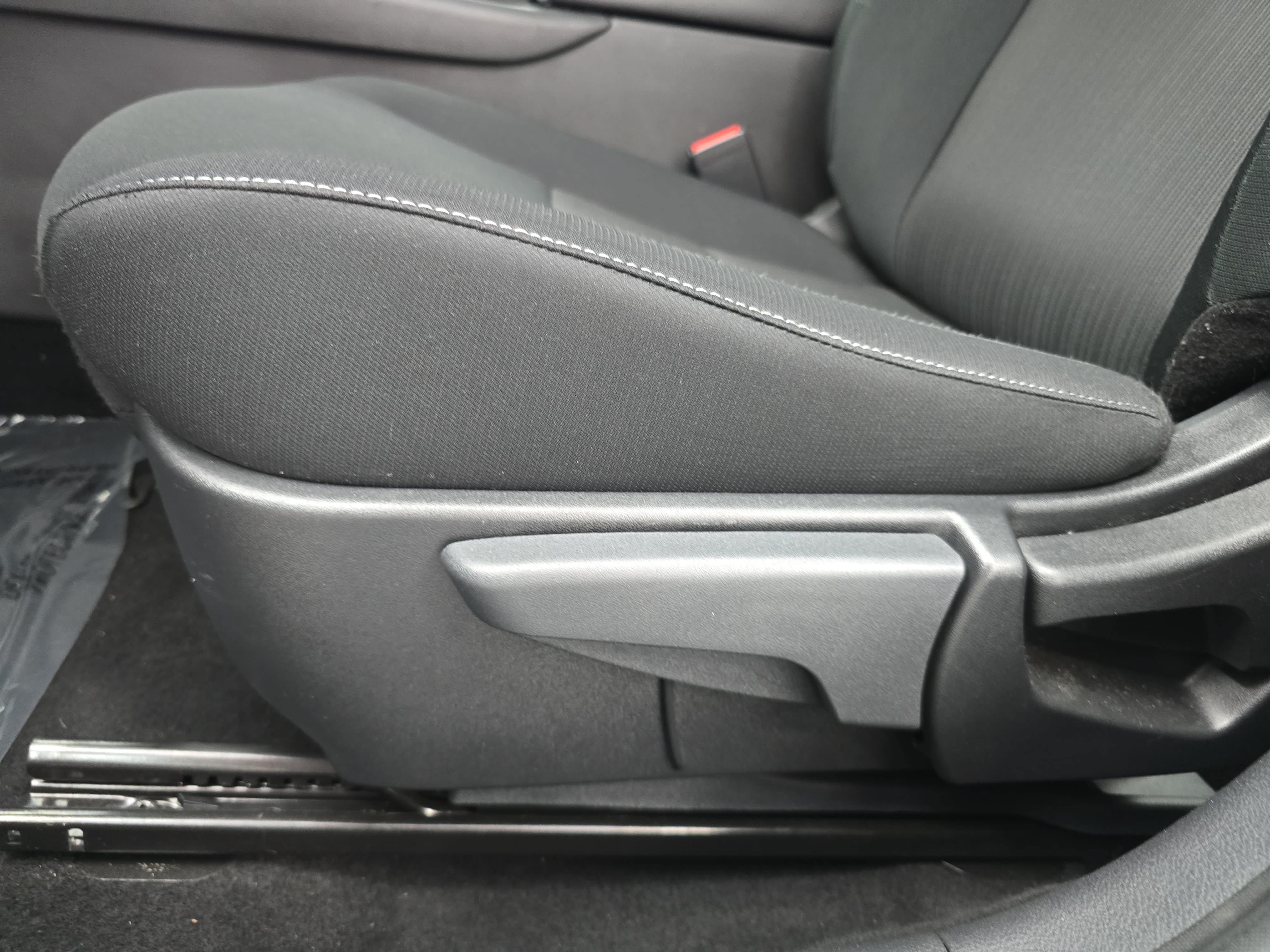 Certified 2025 Nissan Sentra SV FWD image 27