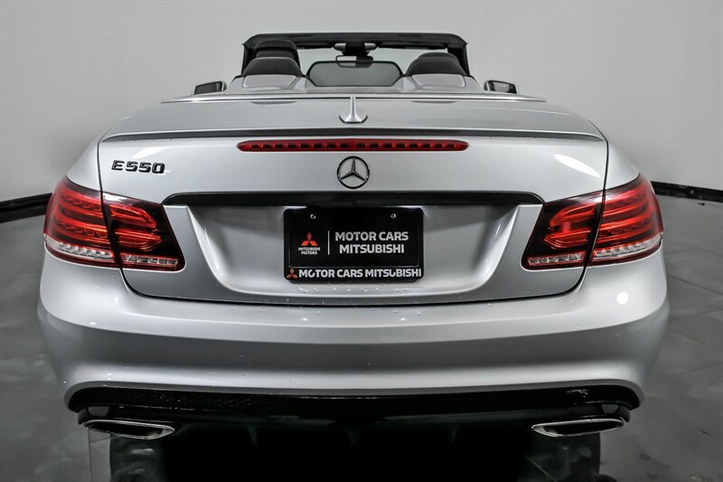 Used 2014 Mercedes-Benz E 550 Cabriolet image 9