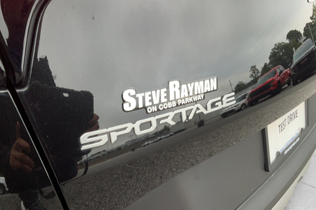 Used 2024 Kia Sportage LX FWD image 29