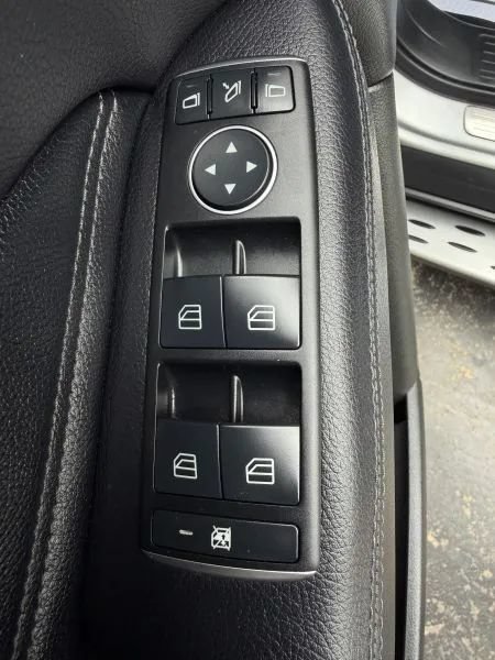 Used 2018 Mercedes-Benz GLE 350 4MATIC w/ Premium 1 Package image 48