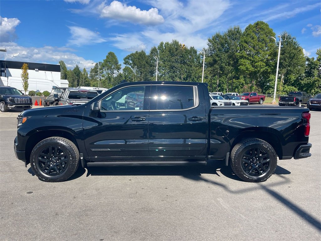 Used 2025 Chevrolet Silverado 1500 High Country w/ Midnight Edition image 2