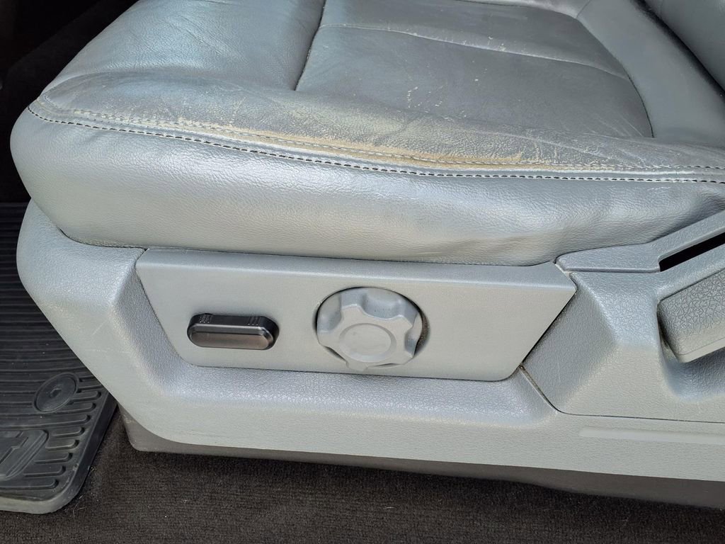 Used 2014 Ford F150 XLT w/ Equipment Group 302A Luxury image 24